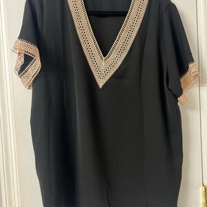 NWOT Black embroidered top XL